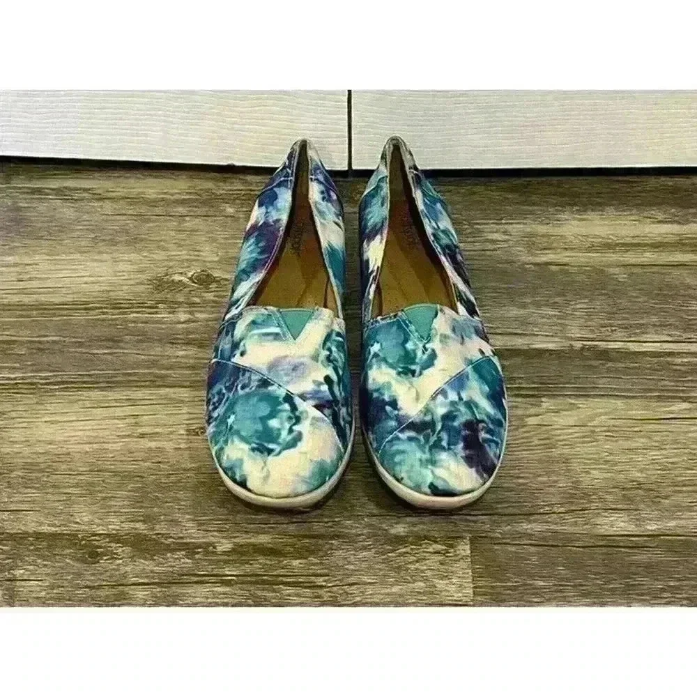 Soft Spots Sz 11 Slip On Flats Amena Watercolor Tie Dye